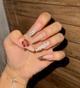 anst_nails_gda