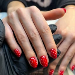 vika.nails.gdn