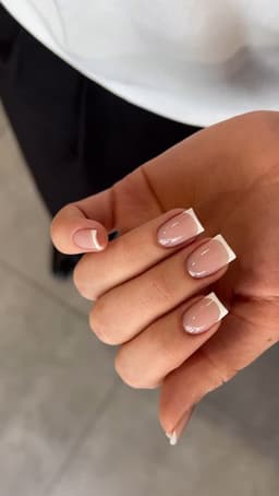 alinaaaaa.nails